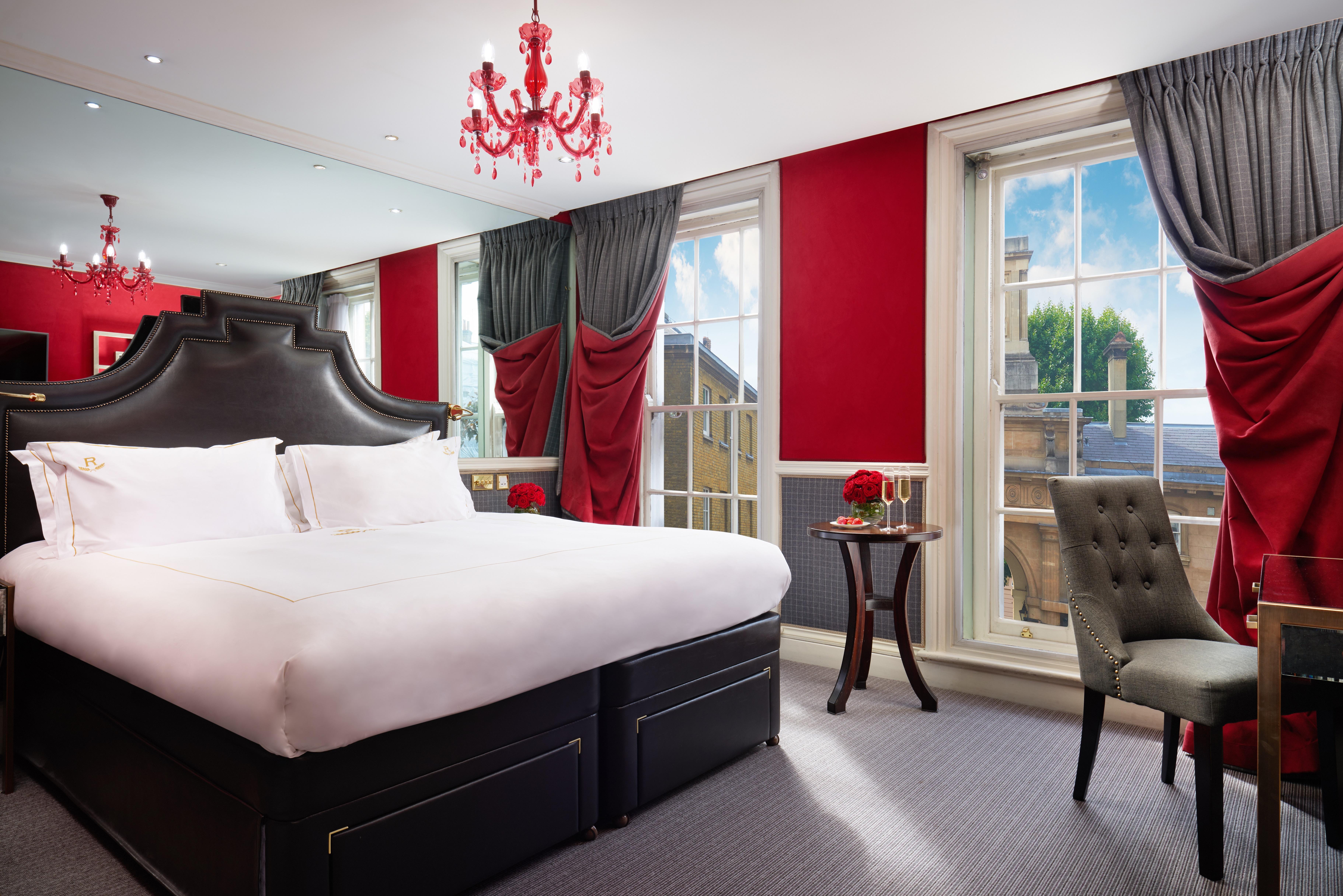 Rubens At The Palace London Luaran gambar A bedroom at the hotel