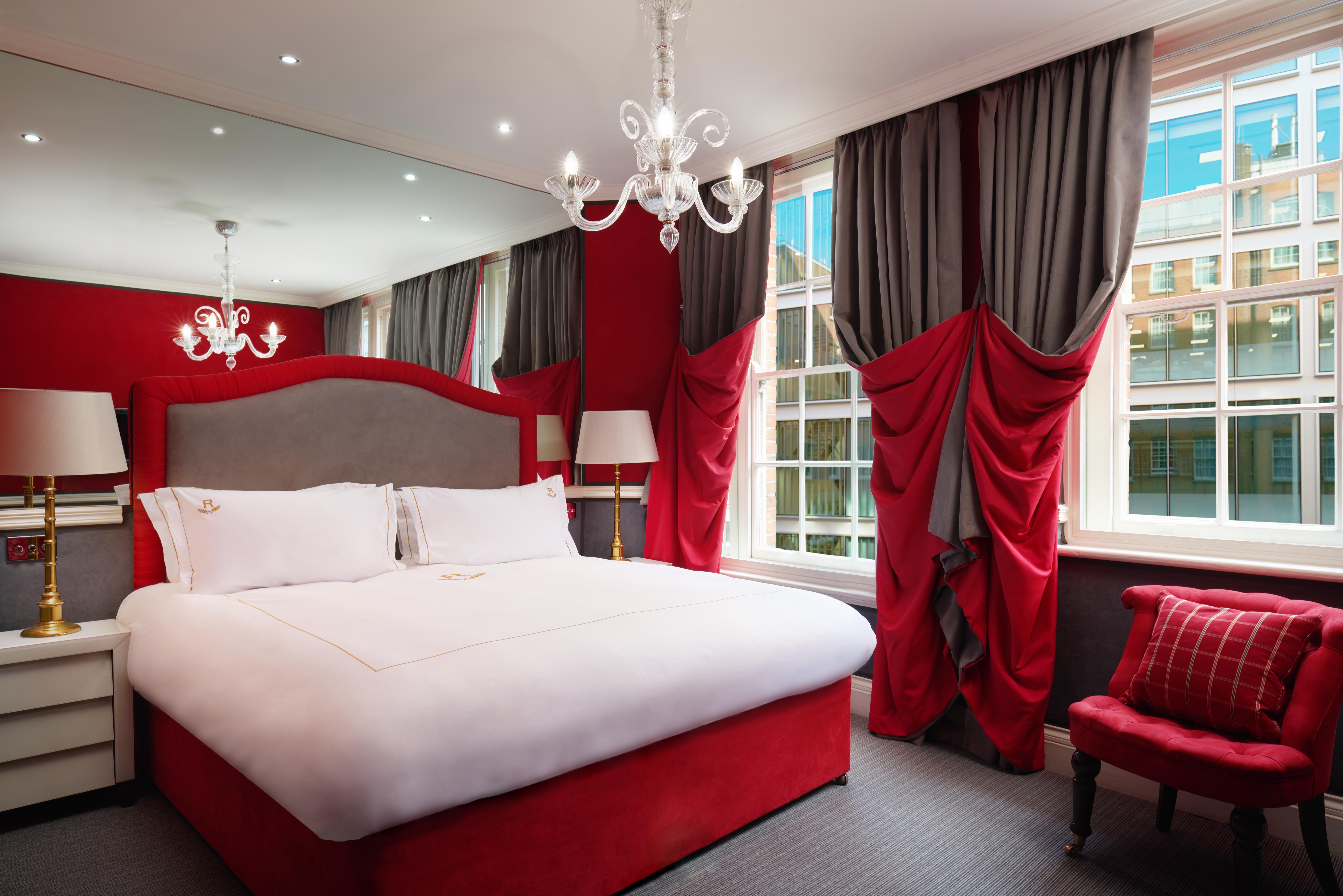 Rubens At The Palace London Luaran gambar A bedroom at The Ivy Hotel